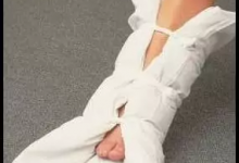 四川九寨溝縣發生7.0級地震，看圖學習骨折如何急救！