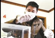 男子自制抗癌藥救母：每次喂藥都心驚膽戰(zhàn)