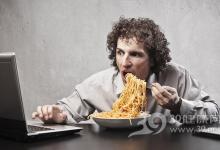 壓力面前只能吃吃吃？教你7招遠離過勞肥