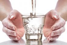 一杯隔夜水發生了哪些變化？水也有保質期