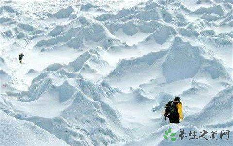 珠峰無限期關閉 如何文明出游