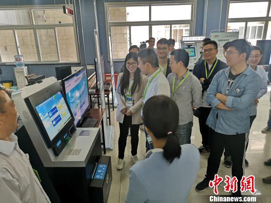 杭州：300余萬人申領(lǐng)電子社保卡 實現(xiàn)掃碼出行刷臉就醫(yī)