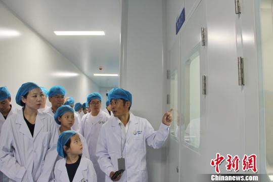 細(xì)胞基因藥物制備中心在濟(jì)啟用 以創(chuàng)新促生物醫(yī)藥發(fā)展