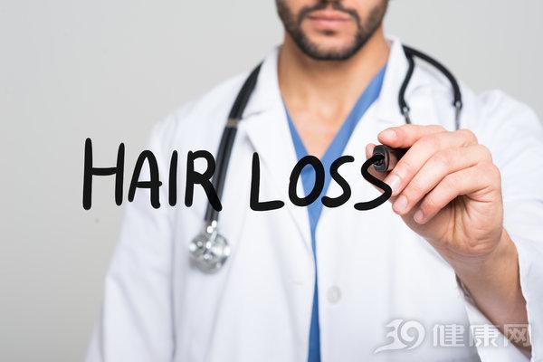 “毛發銀行”來了,脫發禿頂的人有救了嗎?-易網健康<a href=http://m.henggaotouzi.com/jkys/ target=_blank class=infotextkey>養生</a>網 “毛發銀行”來了,脫發禿頂的人有救了嗎?