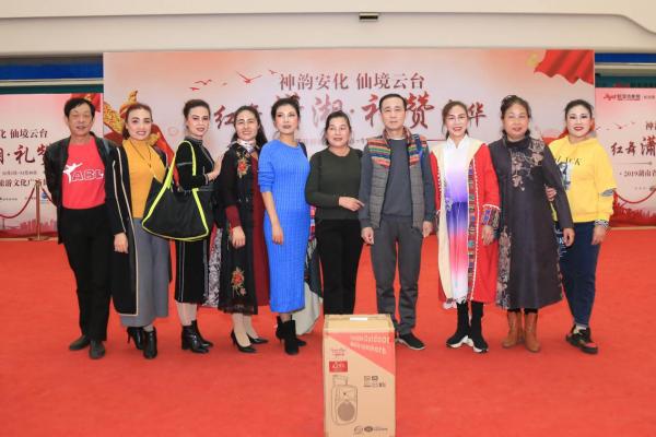 “紅舞瀟湘·禮贊中華”| 紅色旅游文化廣場舞大賽半決賽落幕！終極12強誕生