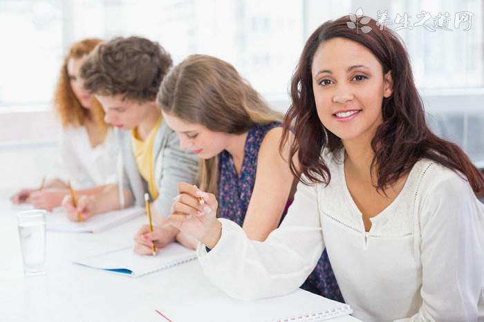 多地叫停學生體育課戴口罩 疫情下什么情況可以不戴口罩