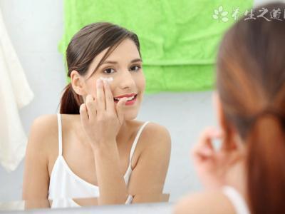 小伙裹床單進火場 火災現場如何自救和救人