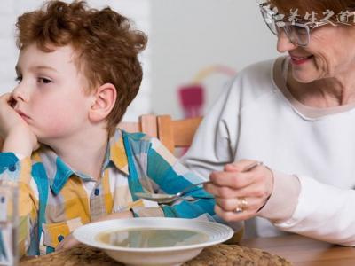 美國(guó)近44.三萬(wàn)兒童感染新冠 開學(xué)前打流感疫苗能防止新冠肺炎嗎