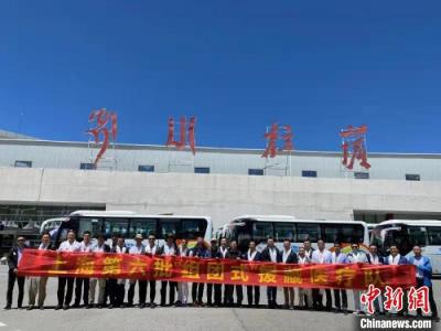 上海醫生為西藏帶去創造性醫治方式 診療援藏重“輸血”