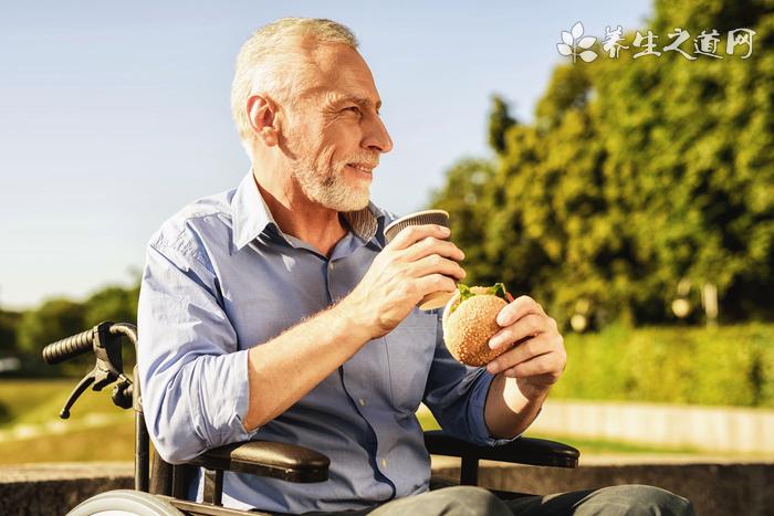 31省區市新增境外輸入9例 為何新冠病毒對男性和老年人影響更大