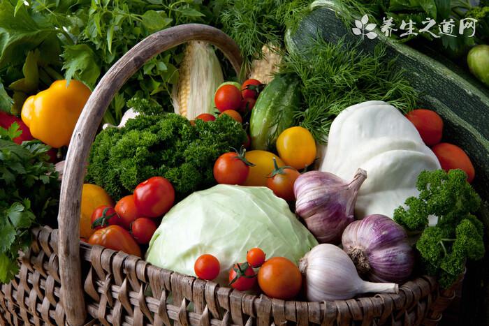 全球新冠日新增確診創(chuàng)紀(jì)錄 吃卷心菜能降低新冠死亡率嗎