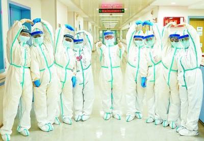 同濟醫院“尖刀連”：血戰在“新冠重癥高地”