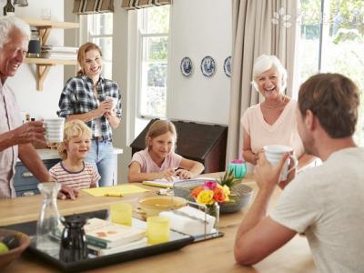 美國(guó)新冠肺炎超2823萬例 新冠肺炎會(huì)導(dǎo)致眼痛嗎