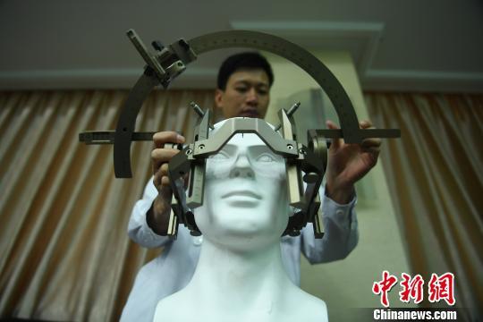 中國帕金森病患者超300萬 不是“手抖”那么簡單！