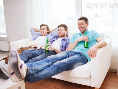 高考結(jié)束后警惕報(bào)復(fù)性肥胖 如何減肥不反彈