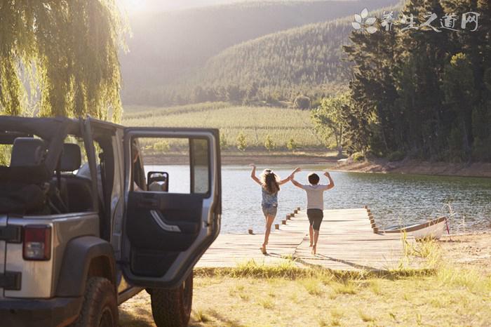 芝加哥一男子為減壓連續365天跳湖 如何正確減壓