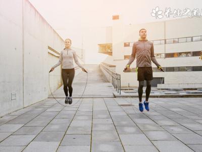 初中生每秒跳繩9.6次破世界紀(jì)錄 原因竟是掌握了跳繩的技巧