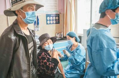 一支新冠疫苗的千里之行