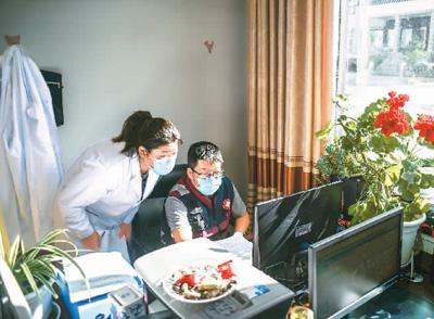 一支新冠疫苗的千里之行