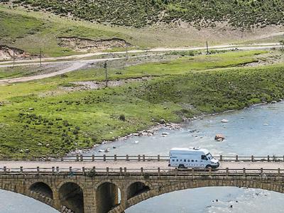 一支新冠疫苗的千里之行