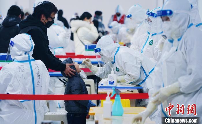 本輪疫情累計感染者破千，已有這些向好趨勢！