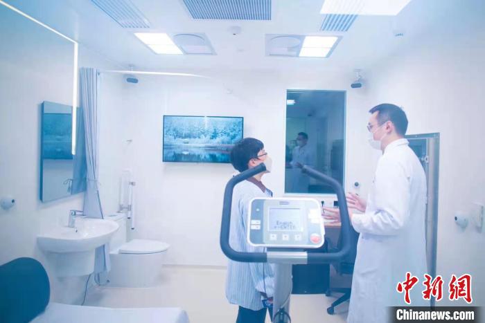 人體能量代謝研究進(jìn)入數(shù)字化時(shí)代 智慧代謝艙揭示疾病“密碼”