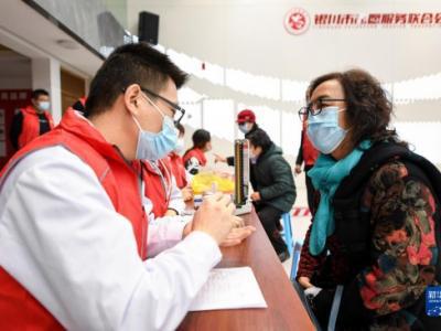 志愿服務(wù)讓愛傳遞