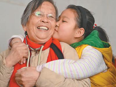 五十余載見證醫(yī)者仁心（二十大代表風(fēng)采）