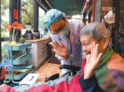 加快健全老年人健康支撐體系