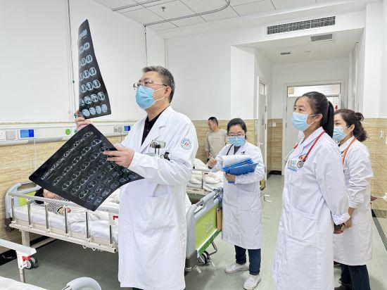 兒科“應開盡開”——直擊多地醫院切實保障兒童呼吸道疾病診療需求