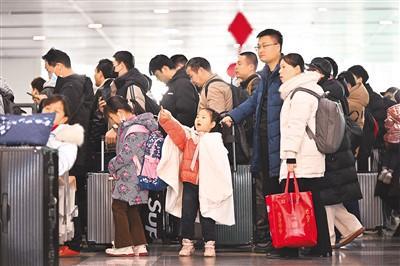 春運路上，你的行李箱裝了啥？