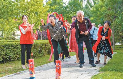 “這里的養(yǎng)老服務(wù)中心，有家的感覺”