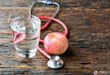 晨起喝杯它防血栓促排便 還能幫腸道“減負”！