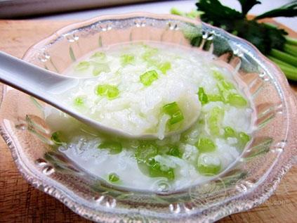 這些日常食品  你一定不知道是最傷胃的食品