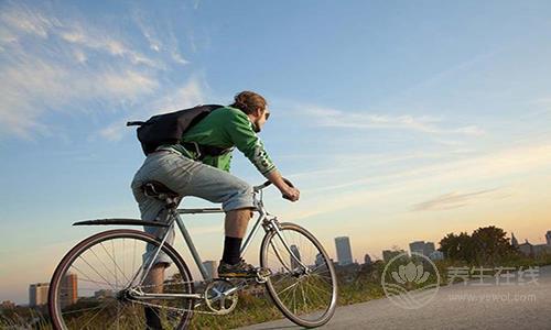 生活中最不要命的11件小事 周末久睡導致偏頭痛 生活中最不要命的11件小事 周末久睡導致偏頭痛