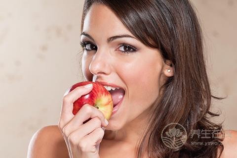 早上空腹吃蘋果會怎樣？ 當心引起血糖波動