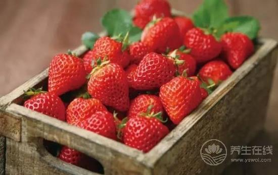 怎么保養牙齒健康？吃這8種食物相當于“洗牙”