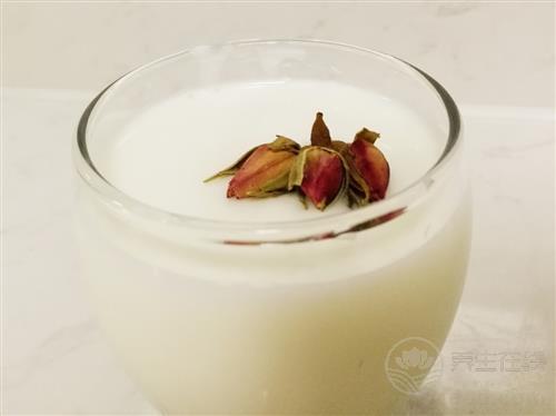 在對的時間喝酸奶 效果更加翻倍 在對的時間喝酸奶 效果更加翻倍