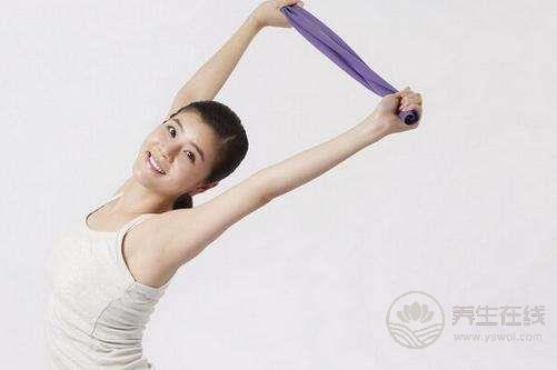 辦公室減肥14妙招 隨時喝水避免單獨用餐 辦公室減肥14妙招 隨時喝水避免單獨用餐