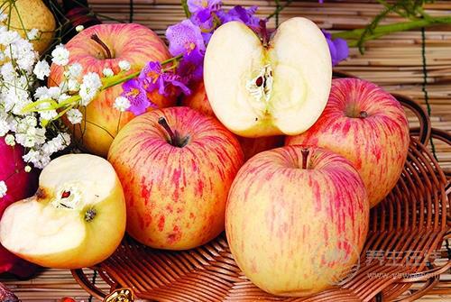 怎么保養牙齒健康？吃這8種食物相當于“洗牙”