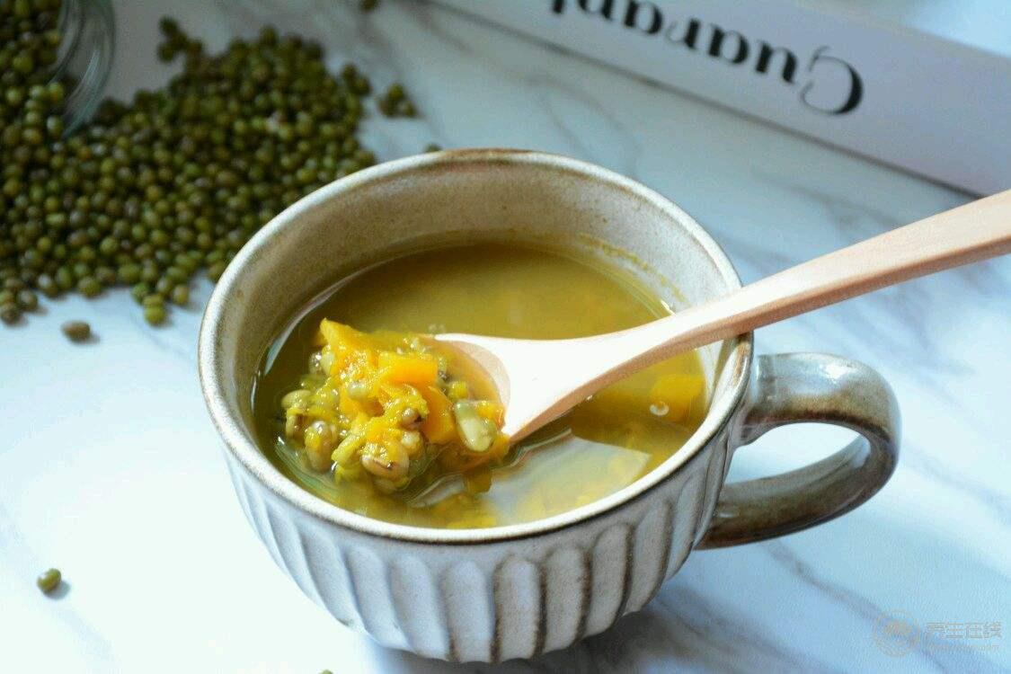 南瓜3種美味吃法很營(yíng)養(yǎng) 患7種病需常吃南瓜