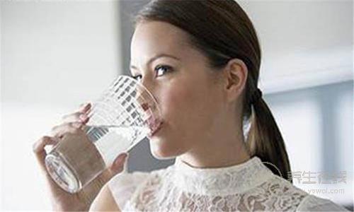 八飲食習慣容易上火 吃甜食會長痘痘