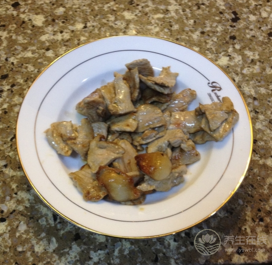 豆角燉肉制作方法？