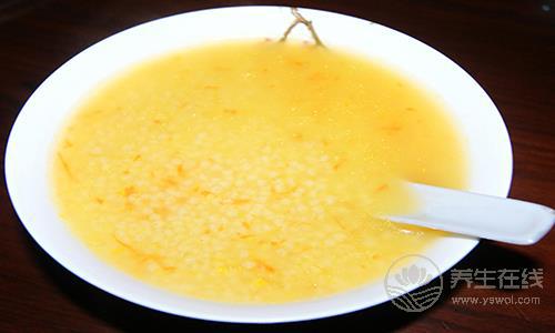 晚上吃什么有效減肥 晚餐喝小米粥吃黃瓜