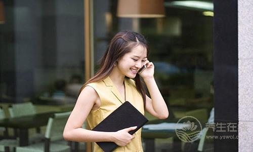 辦公族輕松減肥八方法 工作之余多站會