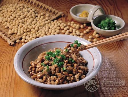 吃這幾樣食物輕松瘦臉 胡蘿卜瘦臉方法推薦 吃這幾樣食物輕松瘦臉 胡蘿卜瘦臉方法推薦