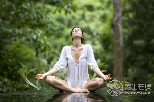 瑜伽減肥瘦身法 練習(xí)瑜伽必看 瑜伽減肥瘦身法 練習(xí)瑜伽必看