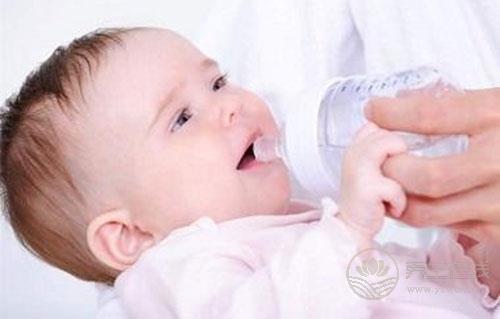 嬰幼兒腹瀉吃什么食物好 護理腹瀉兒童要注意什么