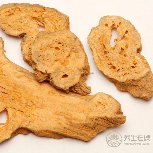 胃不好，用這3種藥材泡水喝，緩解胃炎人健康