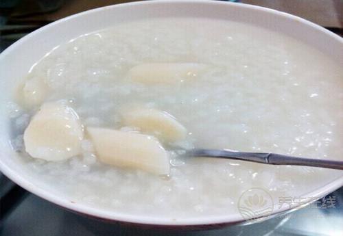 消化不良?這些食物能幫你緩解 消化不良?這些食物能幫你緩解